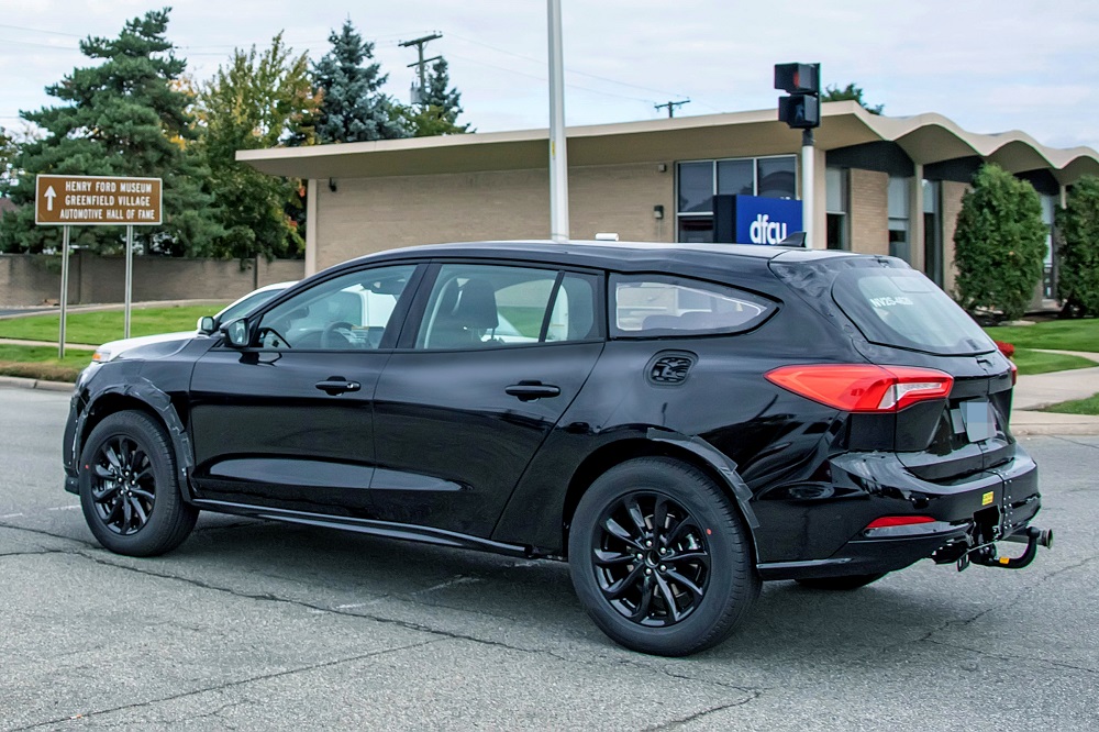 Ford Fusion Active Wagon: 2022 წლის მინი ყველგანმავალი